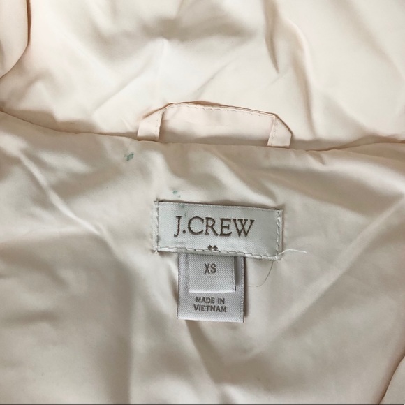 J Crew Factory Cream Puffer Vest with Gold Zipper - Picture 8 of 11